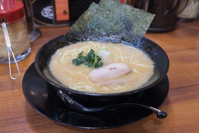 横浜家系ラーメン 風神家 福井本店【閉店】 料理の写真（2018年11月10日）