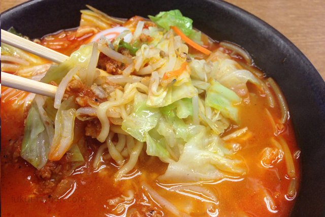 野菜トマトらーめん　具