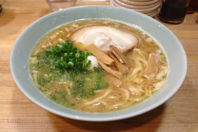 ラーメン 多弐家