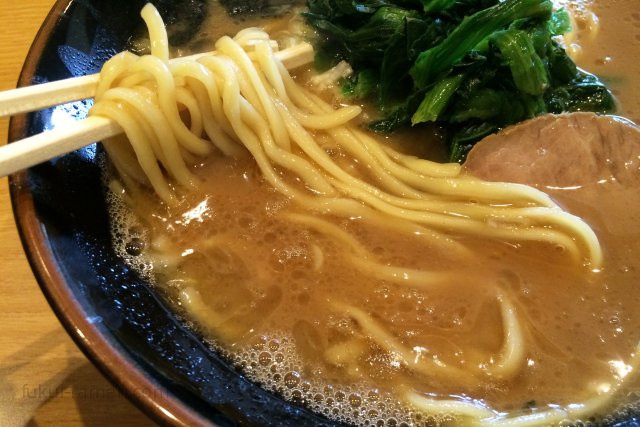 横浜家系らーめん 英 福井店 料理の写真（2015年11月14日）