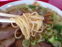 チャーシューメン　麺
