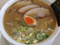 白丸 しょうゆらーめん