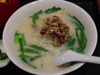 天和園　台湾豚骨ラーメン