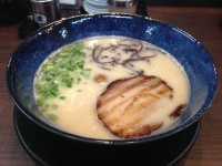 鬼焚き豚骨らーめん　まくり屋